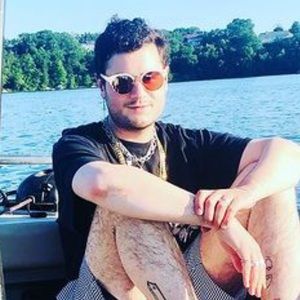 Meet your Posher, Eric